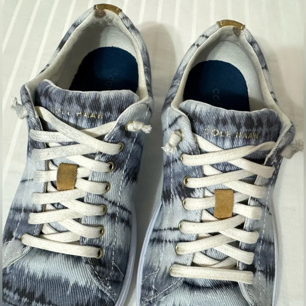 Cole Haan Grand Crosscourt II Canvas Sneaker China Blue Ikat Size 8.5